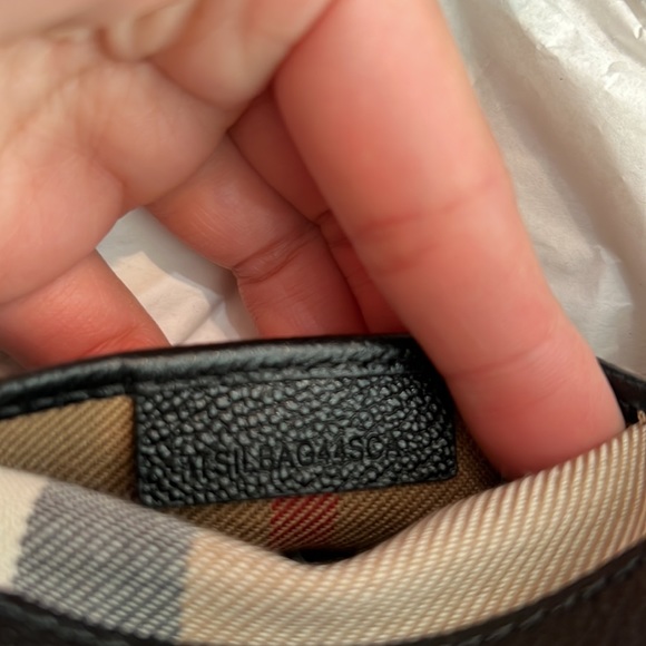 Burberry Medium soft grain buckle Shoulder bag - Picture 13 of 13